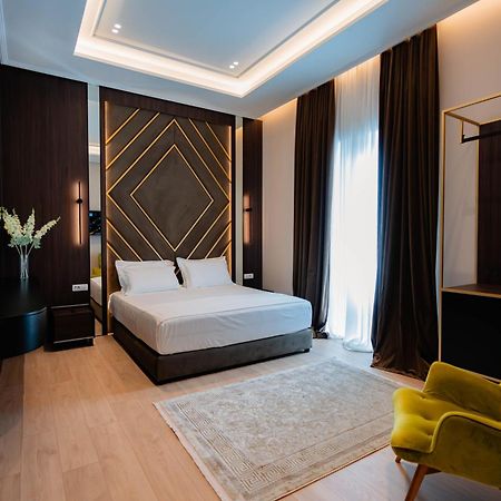 Royal Hill Hotel Vore Bagian luar foto