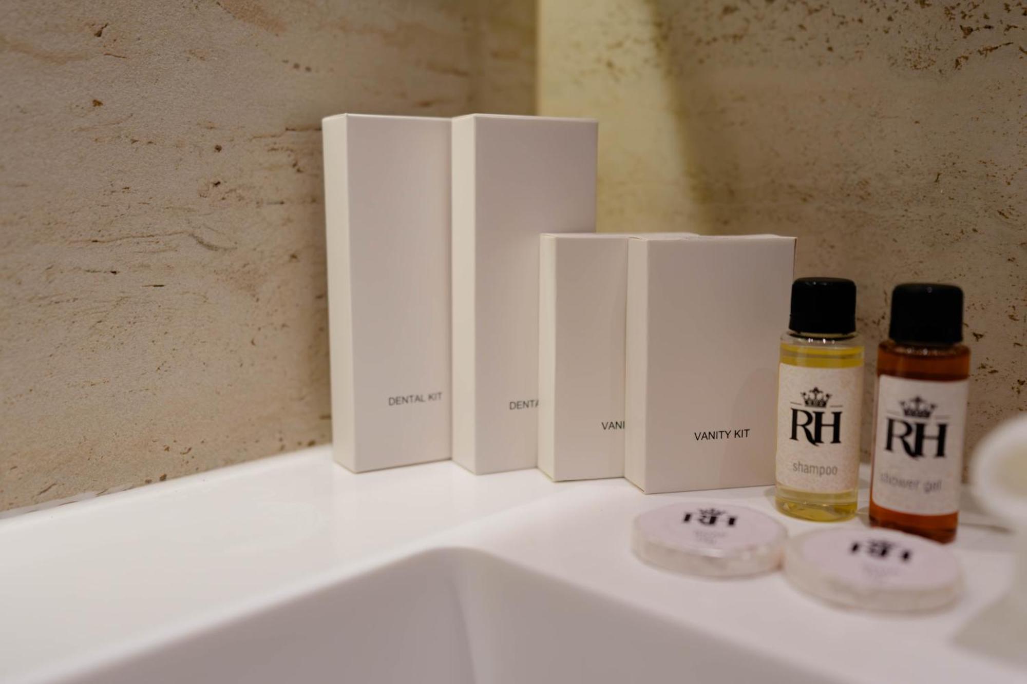 Royal Hill Hotel Vore Bagian luar foto