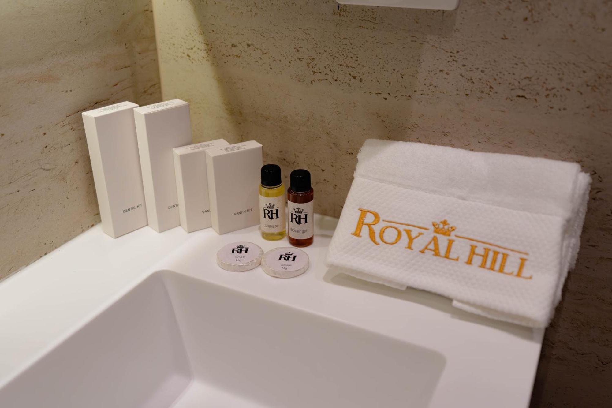 Royal Hill Hotel Vore Bagian luar foto