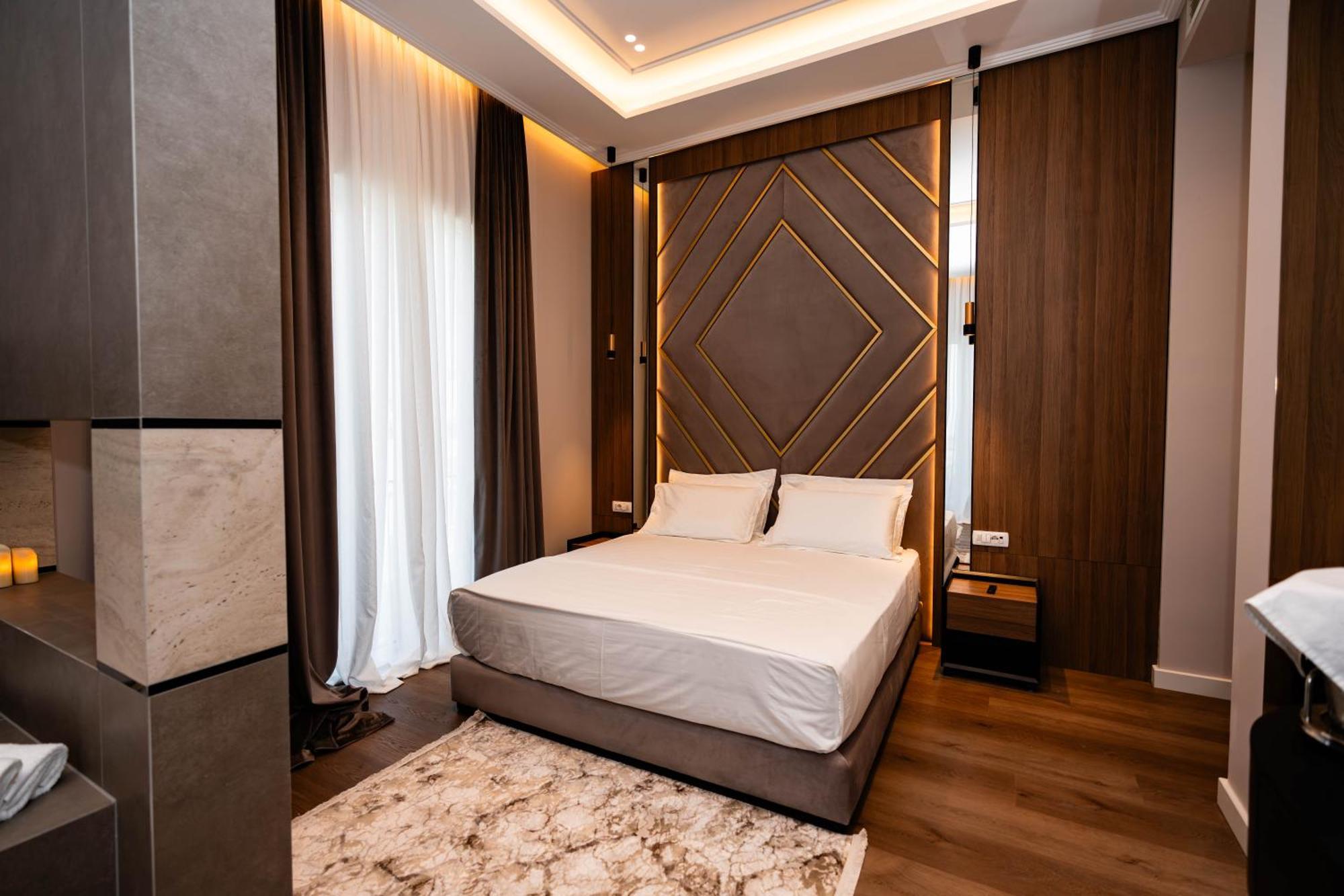 Royal Hill Hotel Vore Bagian luar foto